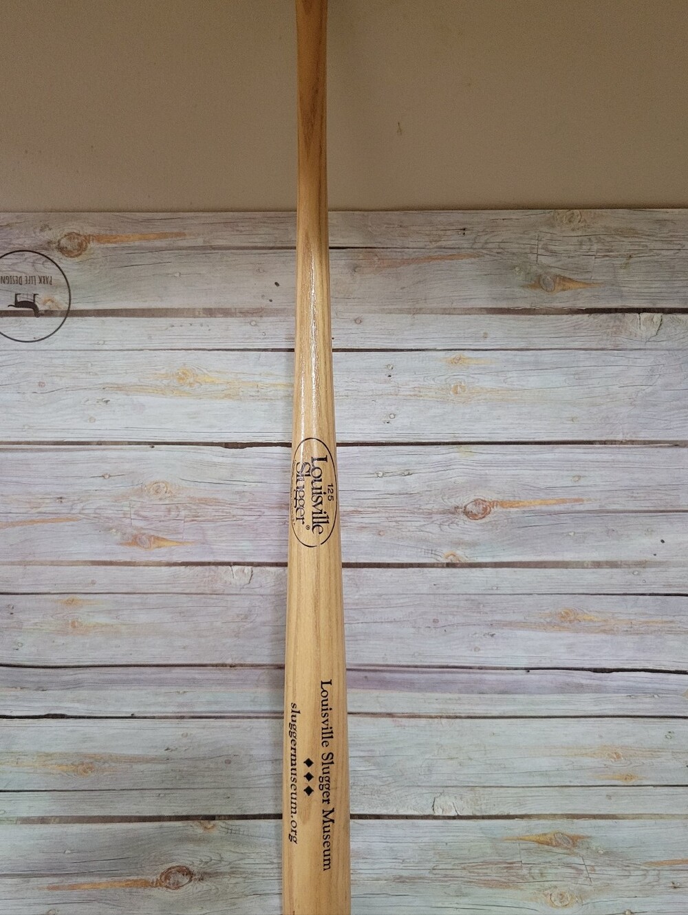 18" Louisville Slugger Museum Bat